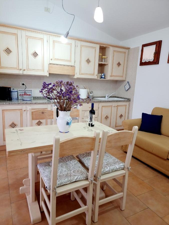 Ferienwohnung La Casa Di Arly Olbia Exterior foto